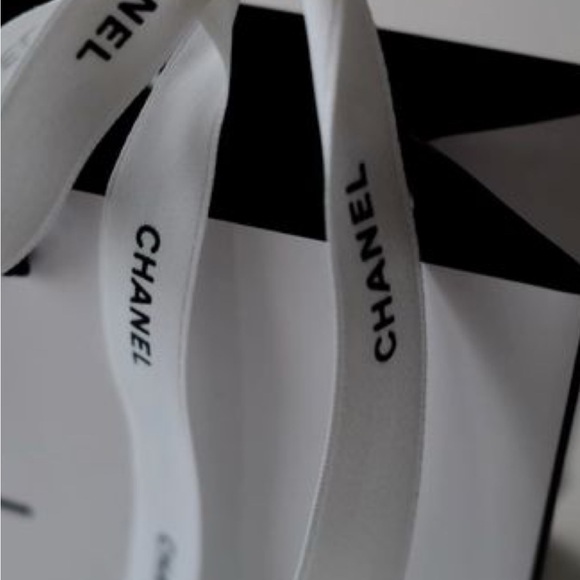 ❤️ Chanel very long ribbon + envelope - Picture 2 of 3
